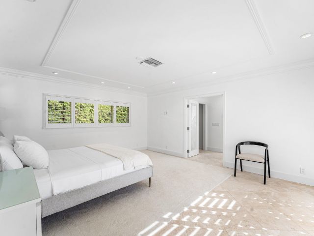 Продажа дома по адресу 1332 SW Tamarind Way - фото 6809055