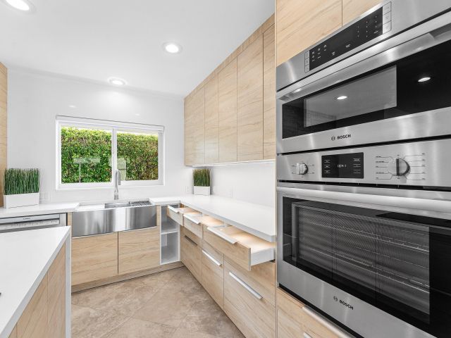 Продажа дома по адресу 1332 SW Tamarind Way - фото 6809061