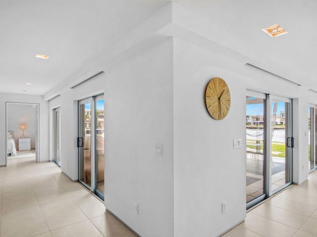 Дом в аренду по адресу 35 Castle Harbor Island - фото 6770428