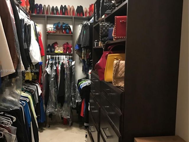 Продажа квартиры #2203 - фото 6796558