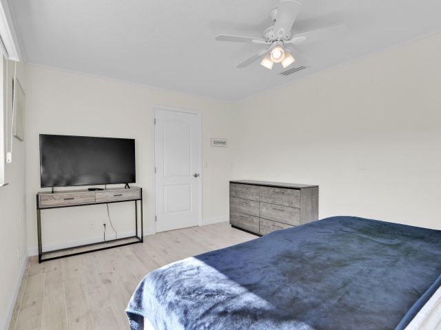 Продажа дома по адресу 14656 Country Side Lane - фото 6772000