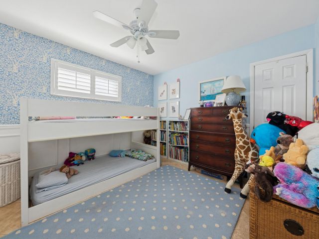 Продажа дома по адресу 2110 N 54th Avenue - фото 6809629