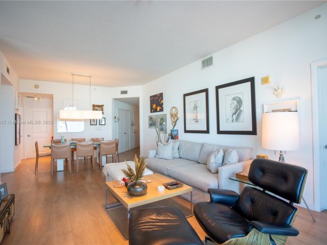 Продажа квартиры #1108 - фото 6772811