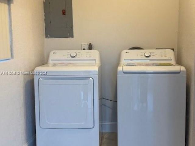 Дом в аренду по адресу 1735 NW 189th Ter - фото 7482616