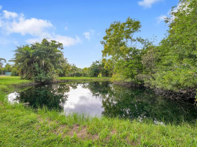 Продажа дома по адресу 13399 53rd Court N - фото 6775253