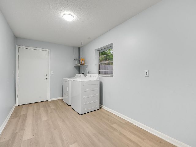 Продажа дома по адресу 13399 53rd Court N - фото 6775258