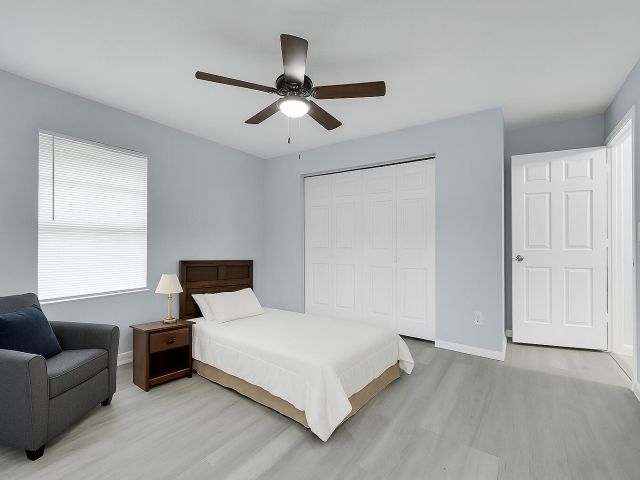 Продажа дома по адресу 13399 53rd Court N - фото 6775260