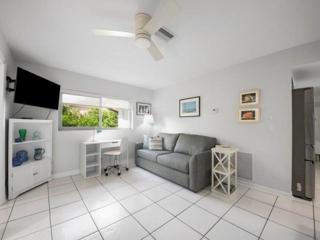 Дом в аренду по адресу 6372 Sleepy Willow Way - фото 6777524