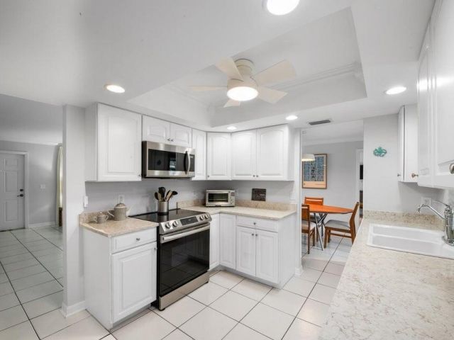 Дом в аренду по адресу 6372 Sleepy Willow Way - фото 6777526