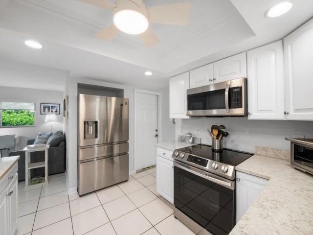 Дом в аренду по адресу 6372 Sleepy Willow Way - фото 6777527