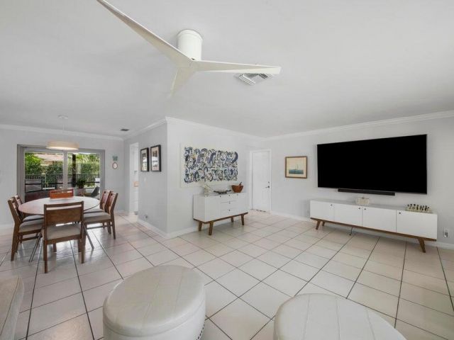 Дом в аренду по адресу 6372 Sleepy Willow Way - фото 6777530