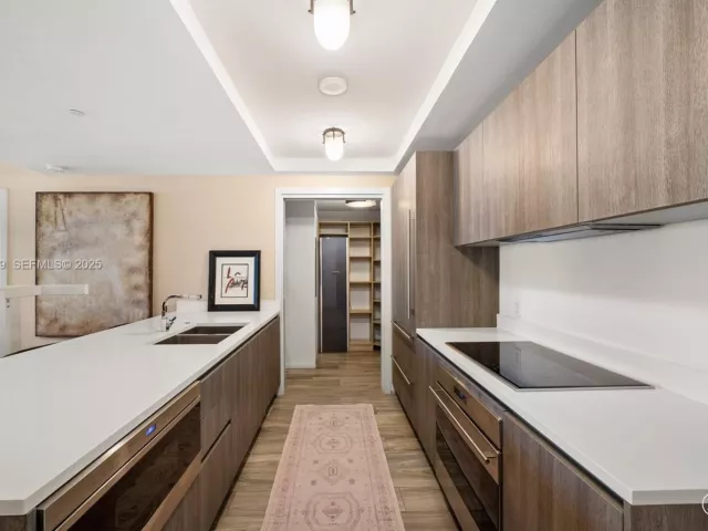 Продажа квартиры #2110 - фото 6768414