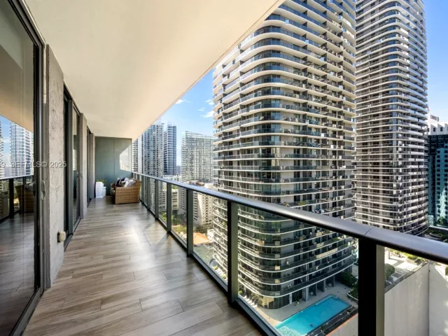 Продажа квартиры #2110 - фото 6768418