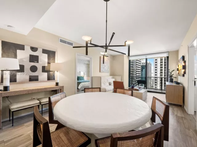 Продажа квартиры #2110 - фото 6768422