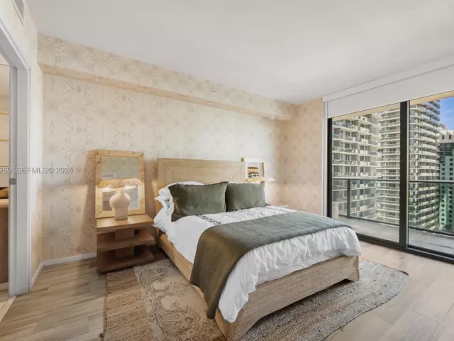 Продажа квартиры #2110 - фото 6768405