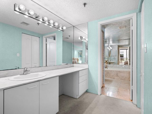 Продажа квартиры #305 - фото 6770822