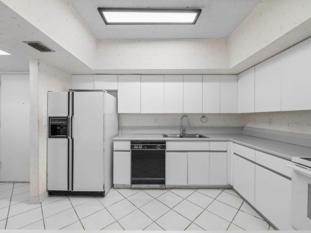 Продажа квартиры #305 - фото 6770827