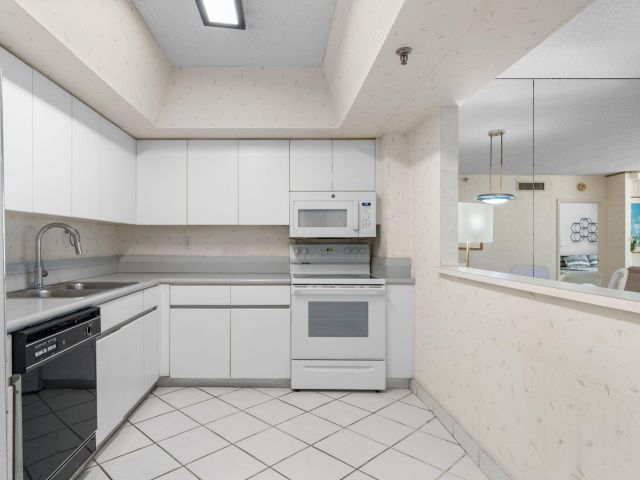 Продажа квартиры #305 - фото 6770829