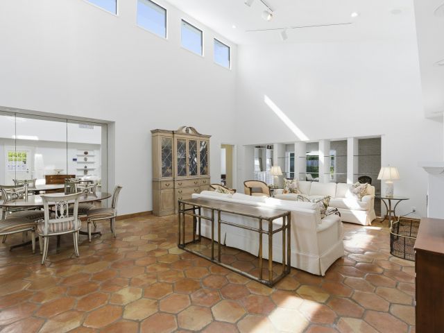 Продажа дома по адресу 3208 N Flagler Drive - фото 6775041