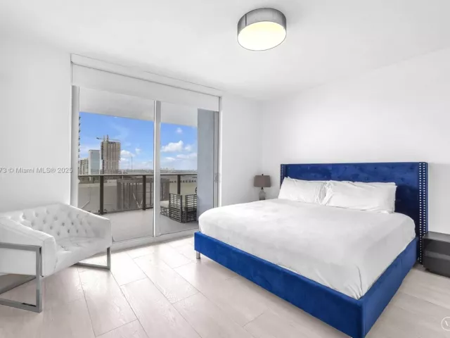 Продажа квартиры #4311 - фото 6770212