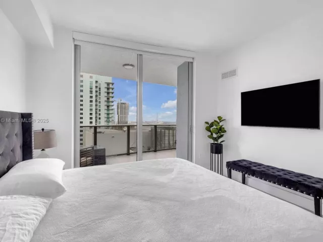 Продажа квартиры #4311 - фото 6770214