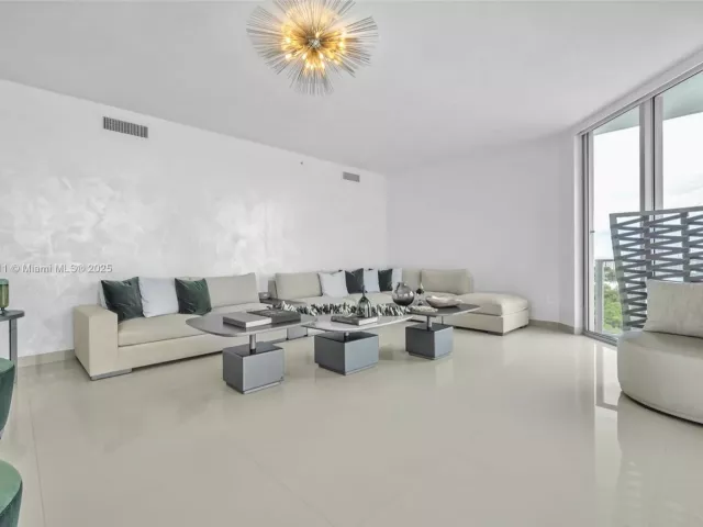 Продажа квартиры #910 - фото 6773278