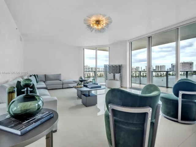 Продажа квартиры #910 - фото 6773280