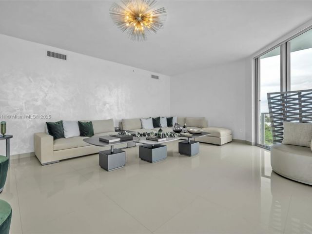 Продажа квартиры #910 - фото 6773278