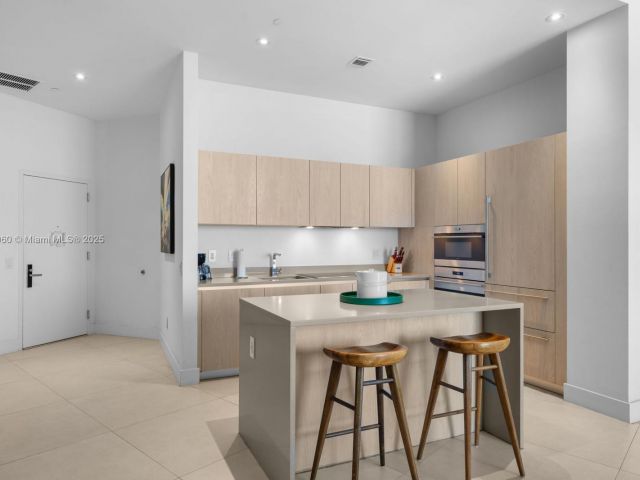 Продажа квартиры #502 - фото 6771147