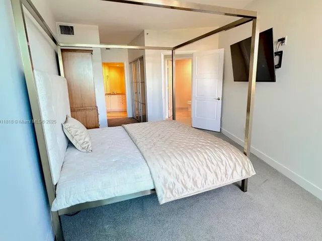 Квартира в аренду номер704 - фото 6780778