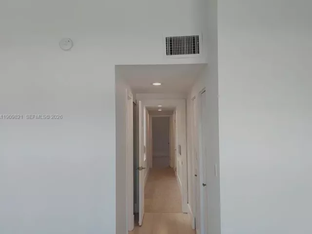 Продажа дома по адресу 255 Poinciana Dr 605 - фото 6802008