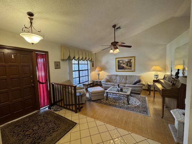 Продажа дома по адресу 11328 Chisolm Way - фото 6775457