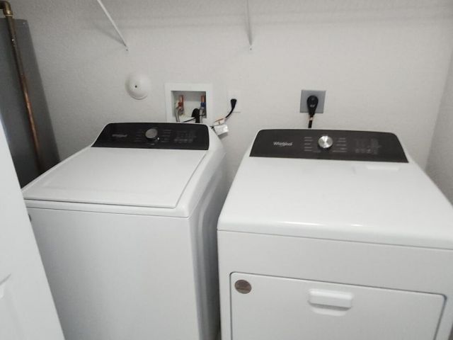 Дом в аренду по адресу 909 NW 18th Avenue - фото 6775463