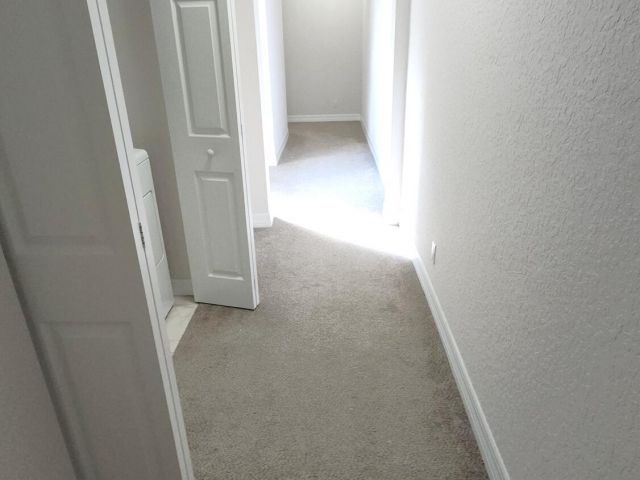 Дом в аренду по адресу 909 NW 18th Avenue - фото 6775466