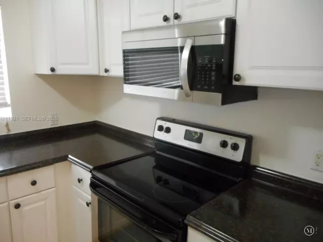 Дом в аренду по адресу 420 88th St 0 - фото 6771259