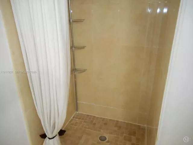 Дом в аренду по адресу 420 88th St 0 - фото 6771251