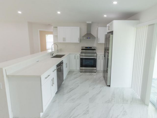 Продажа дома по адресу 6465 Alexander Road - фото 6775082