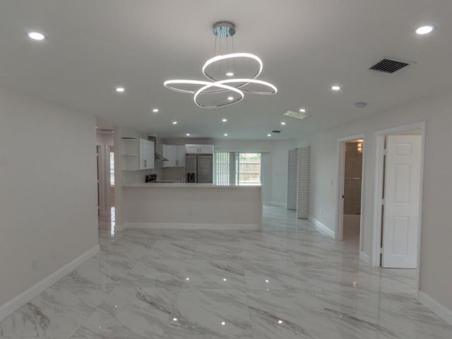 Продажа дома по адресу 6465 Alexander Road - фото 6775085