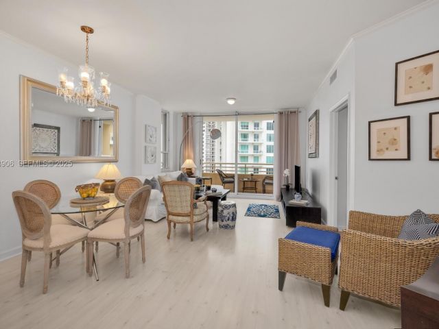 Квартира в аренду номер1001 - фото 7498621