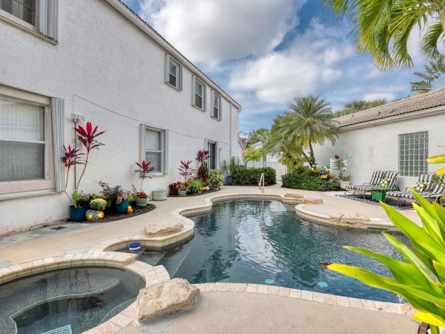 Дом в аренду по адресу 2070 Chagall Circle - фото 6775073