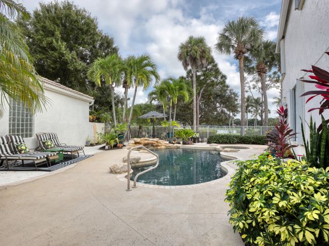 Дом в аренду по адресу 2070 Chagall Circle - фото 6775075