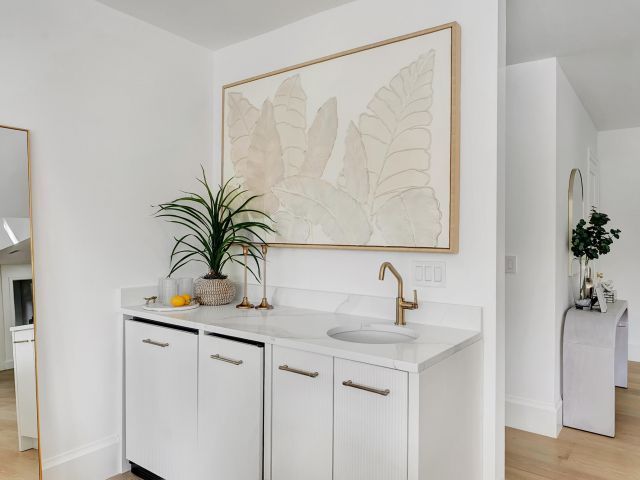 Продажа дома по адресу 580 SW 15th Street - фото 6861952