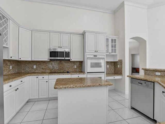 Продажа дома по адресу 21719 Marigot Drive - фото 6848517