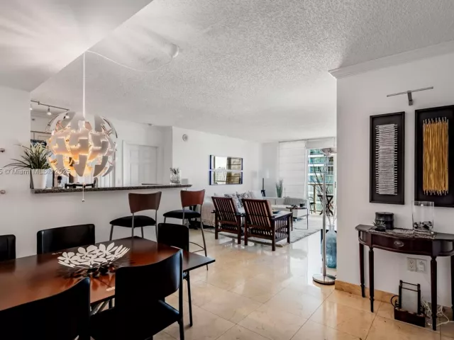 Продажа квартиры #2708 - фото 6774359