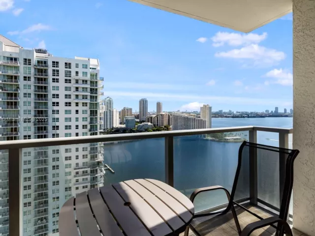 Продажа квартиры #2708 - фото 6774364