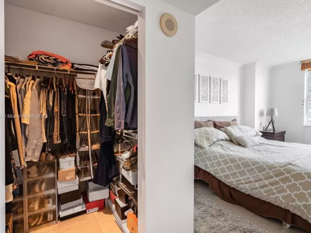 Продажа квартиры #2708 - фото 6774349