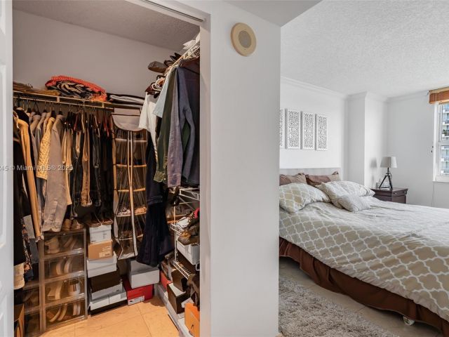 Продажа квартиры #2708 - фото 6774349