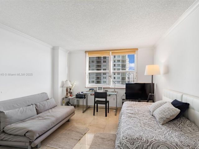 Продажа квартиры #2708 - фото 6774353