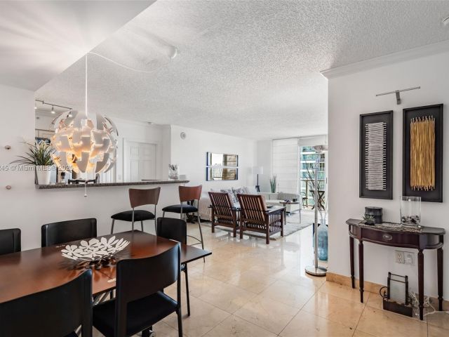 Продажа квартиры #2708 - фото 6774359