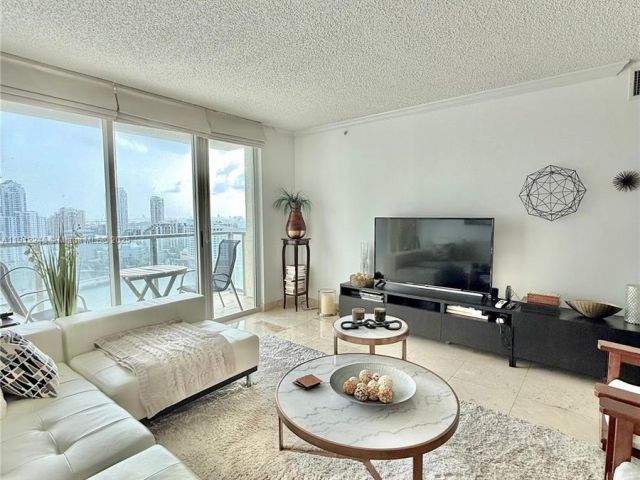 Продажа квартиры #2708 - фото 6774361